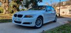 BMW 318d euro 5 km 11.000, Auto's, BMW, Stof, Zwart, Wit, Boordcomputer