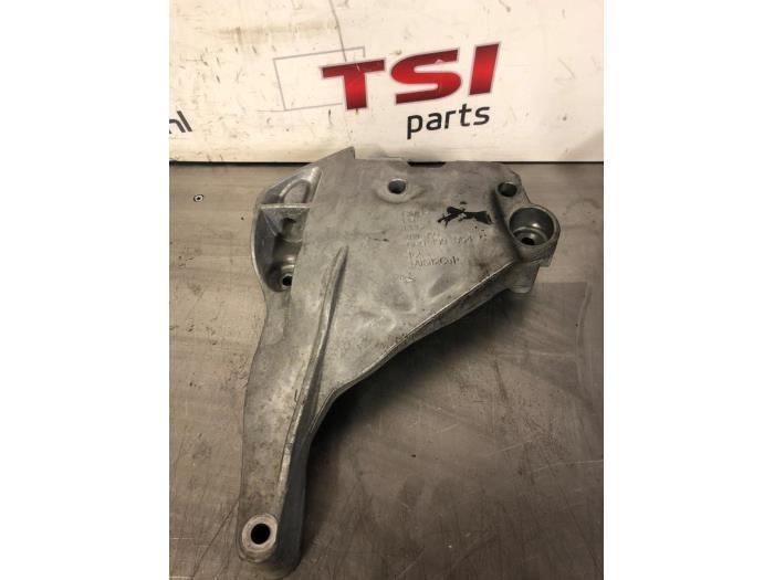 Motorsteun van een Volkswagen Golf, Auto-onderdelen, Ophanging en Onderstel, Volkswagen, Gebruikt, 3 maanden garantie, Ophalen of Verzenden