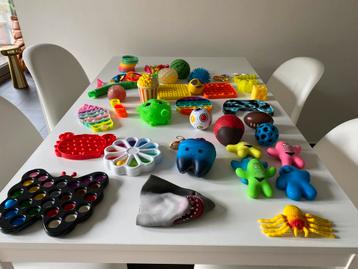 Lot anti stress pop it, knijp bal - figuren beschikbaar voor biedingen