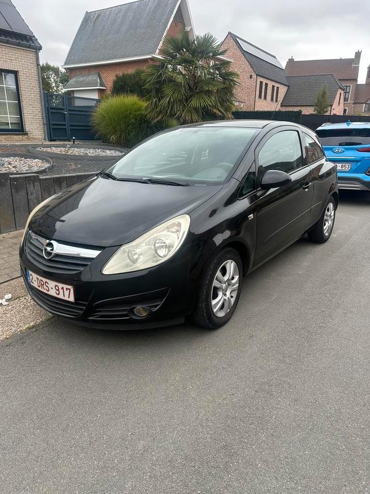 Opel corsa 1.3diesel, Auto's, Opel, Particulier, Corsa, Diesel, Euro 4, Coupé, 3 deurs, Handgeschakeld, Zwart, Zwart, Stof, Voorwielaandrijving