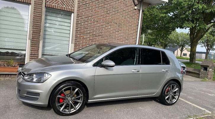VW Golf 7 1.6 TDI NAV/ACC/FRONT ASS/EURO6, Auto's, Volkswagen, Particulier, Golf, Diesel, Euro 6, 5 deurs, Handgeschakeld, Ophalen