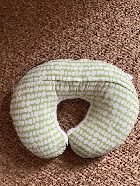 Coussin d'allaitement Boppy, Enfants & Bébés, Aliments pour bébé & Accessoires, Utilisé, Coussin d'allaitement, Enlèvement ou Envoi