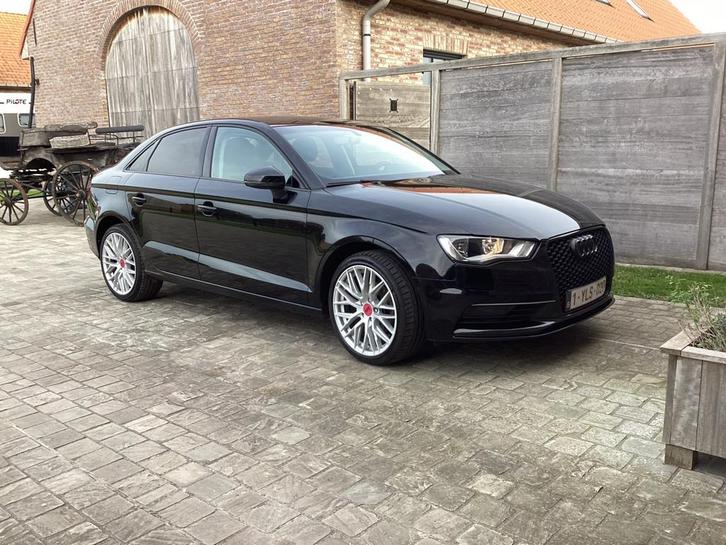 Audi A3 Benzine, Auto's, Audi, Particulier, A3, Regensensor, Benzine, Euro 6, Berline, 4 deurs, Handgeschakeld, Zwart, Zwart, Ophalen