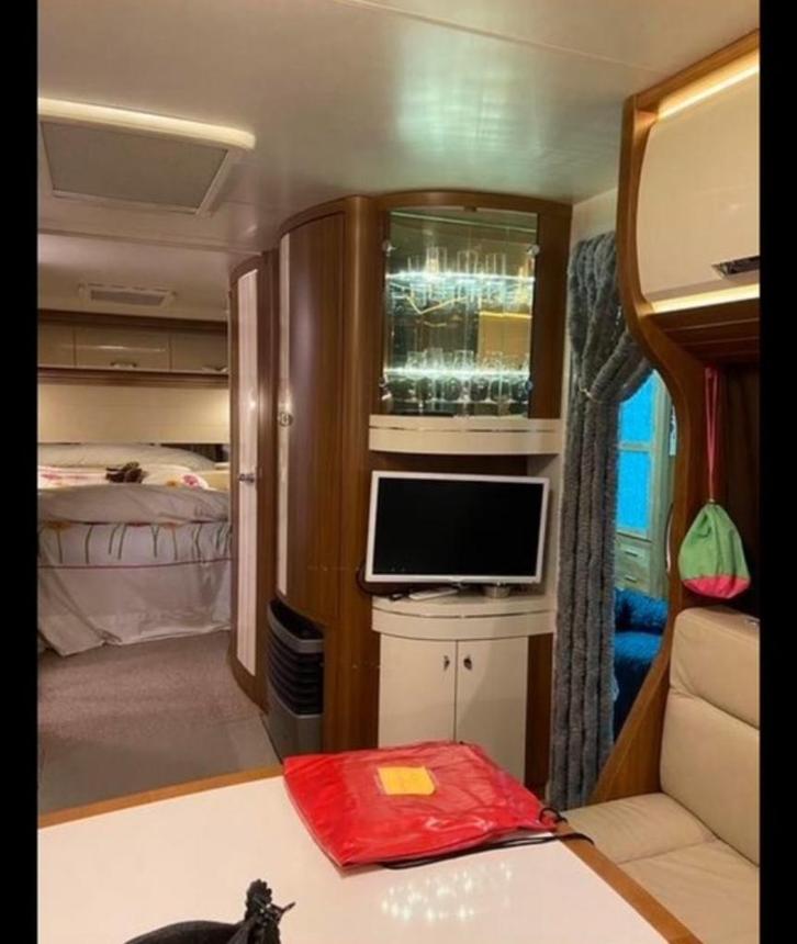 UFF 650 Hobby San Miguel de Salinas, Caravans en Kamperen, Stacaravans, tot en met 4, Ophalen
