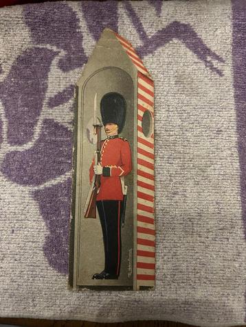 Vintage English Guard-bladwijzer  beschikbaar voor biedingen