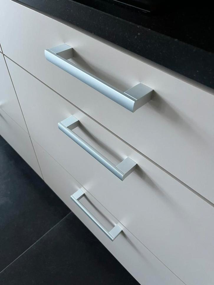 Poignées d'armoires de cuisine, Maison & Meubles, Cuisine | Éléments de cuisine, Utilisé, Enlèvement