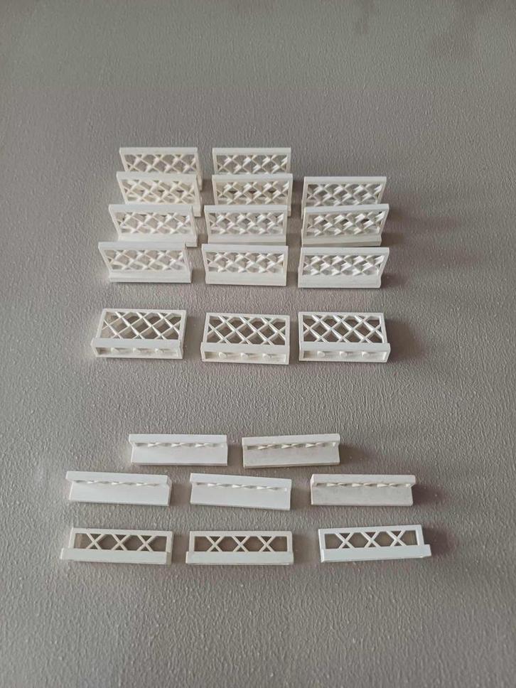 Lotje witte vintage Lego hekjes zie objecten&beschrijving, Kinderen en Baby's, Speelgoed | Duplo en Lego, Gebruikt, Lego, Ophalen