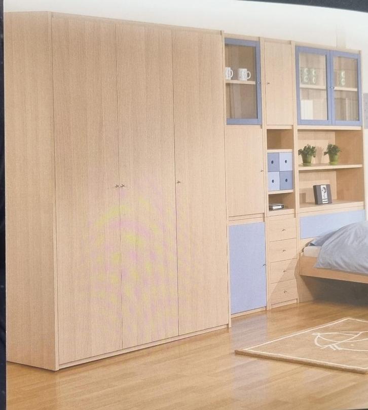 Jeugdkamer design Evan. Losse Kamerkasten met bureelblad, Kinderen en Baby's, Kinderkamer | Complete kinderkamers, Zo goed als nieuw