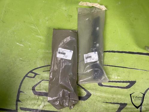 hyundai i30 achterbumper houder links rechts 86614C8000 8661, Auto-onderdelen, Carrosserie, Bumper, Hyundai, Gebruikt
