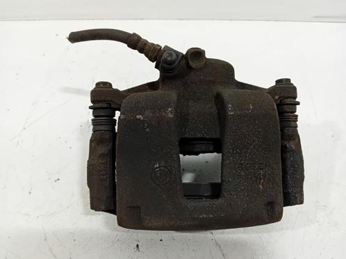 REMKLAUW LINKS VOOR Fiat Bravo (198A) (01-2006/12-2014), Auto-onderdelen, Remmen en Aandrijving, Fiat, Gebruikt