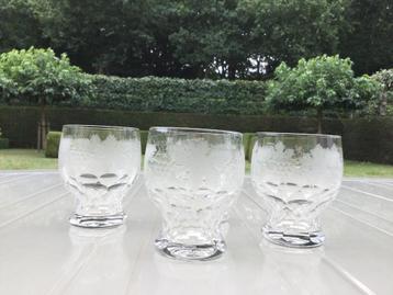 Set van 4 Kristallen Wijnglaasjes. Set/4€ beschikbaar voor biedingen