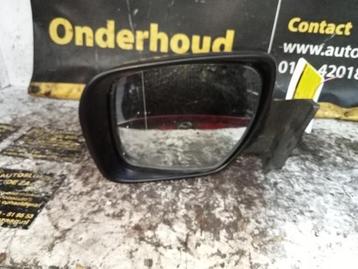 Buitenspiegel links van een Mazda 5. beschikbaar voor biedingen