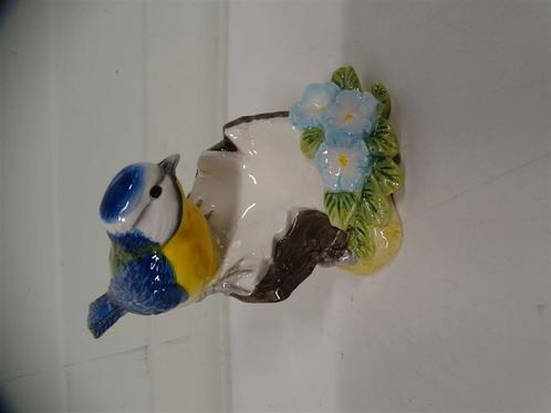 A6126. John Beswick Porseleinen beeldje vogel met bakje, Antiek en Kunst, Antiek | Porselein, Ophalen of Verzenden