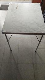 Kampeertafel, Ophalen, Gebruikt