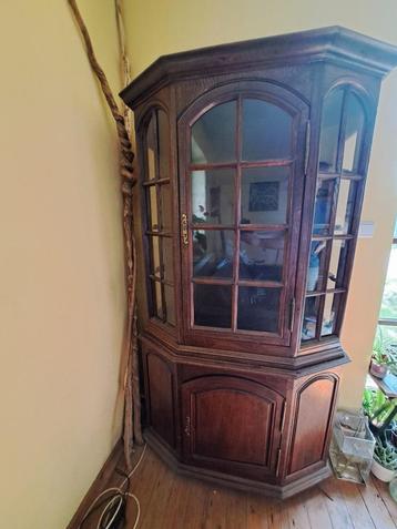 Meuble vitrine ancien deux corps beschikbaar voor biedingen