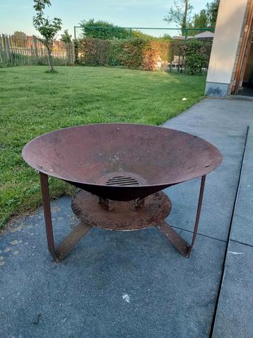 Vuurkorf  beschikbaar voor biedingen