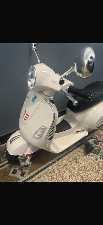 Kinder vespa beschikbaar voor biedingen