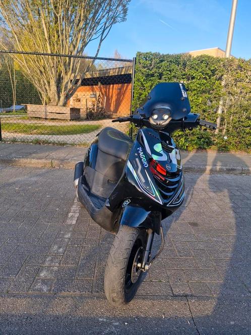 Piaggio zip iget b klasse, Fietsen en Brommers, Scooters | Piaggio, Zo goed als nieuw, Zip, Ophalen