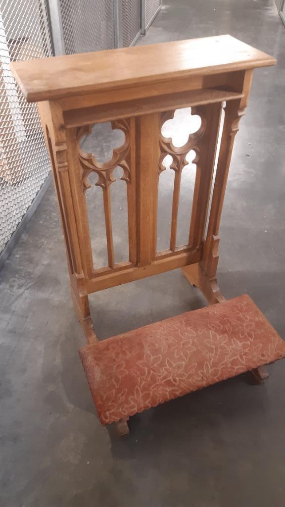 oude bidstoel eikenhout, Antiek en Kunst, Antiek | Religieuze voorwerpen, Ophalen of Verzenden