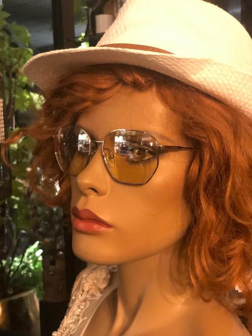 NIEUWE ORIGINELE Calvin Klein ZONNEBRIL UNISEX CK19102s, Handtassen en Accessoires, Zonnebrillen en Brillen | Dames, Nieuw, Zonnebril