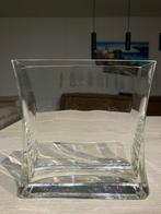 Robuste Glazen Vierkanten Vaas, Ophalen of Verzenden, Zo goed als nieuw, Glas