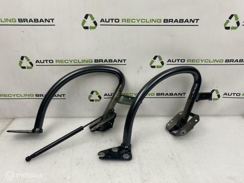 Achterklepscharnier Audi A4 B8 8K Limo 8K5827301M 8K5827302M, Auto-onderdelen, Klein materiaal, Audi, Gebruikt, Ophalen of Verzenden