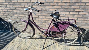 batavus oma fiets beschikbaar voor biedingen