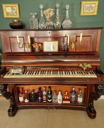 Barkast oude piano, Antiek en Kunst, Ophalen