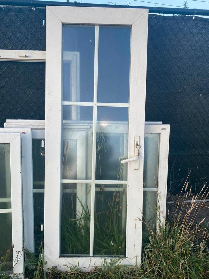 7 pvc ramen draai kip, Doe-het-zelf en Bouw, Raamkozijnen en Schuifdeuren, Gebruikt, Raamkozijn, Kunststof, 75 tot 150 cm, 75 tot 150 cm