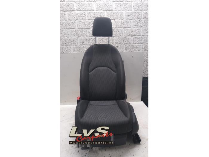 Siège gauche d'un Seat Leon, Autos : Pièces & Accessoires, Habitacle & Garnissage, Seat, Utilisé, 3 mois de garantie, Enlèvement ou Envoi