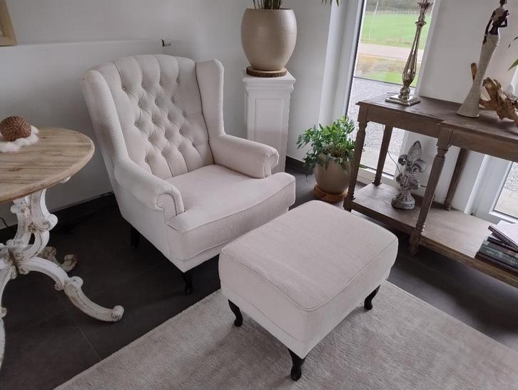 Chique Zetels met Poef 💎 Luxe Afwerking 💎 Nieuw ⭐⭐⭐⭐⭐, Huis en Inrichting, Zetels | Zetels, Hout, Stof, Ophalen