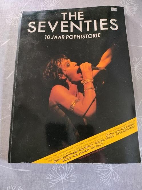 Boek The seventies-10 jaar pophistorie, Boeken, Muziek, Gelezen, Ophalen