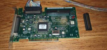 Adaptec ultra wide scsi adapter + kabel + terminator beschikbaar voor biedingen