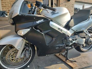 Honda VFR 800 fi  beschikbaar voor biedingen