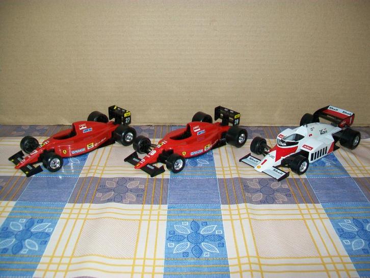 Bburago - F1 - Ferrari - Mc Laren - Williams - Burago, Verzamelen, Automerken, Motoren en Formule 1, Gebruikt, Formule 1, Ophalen of Verzenden