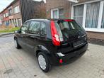 Ford Fiesta 1.4i Ghia! Topstaat* Airco* 94000km* Garantie!, Auto's, Voorwielaandrijving, Testrit aan huis, Stof, Zwart