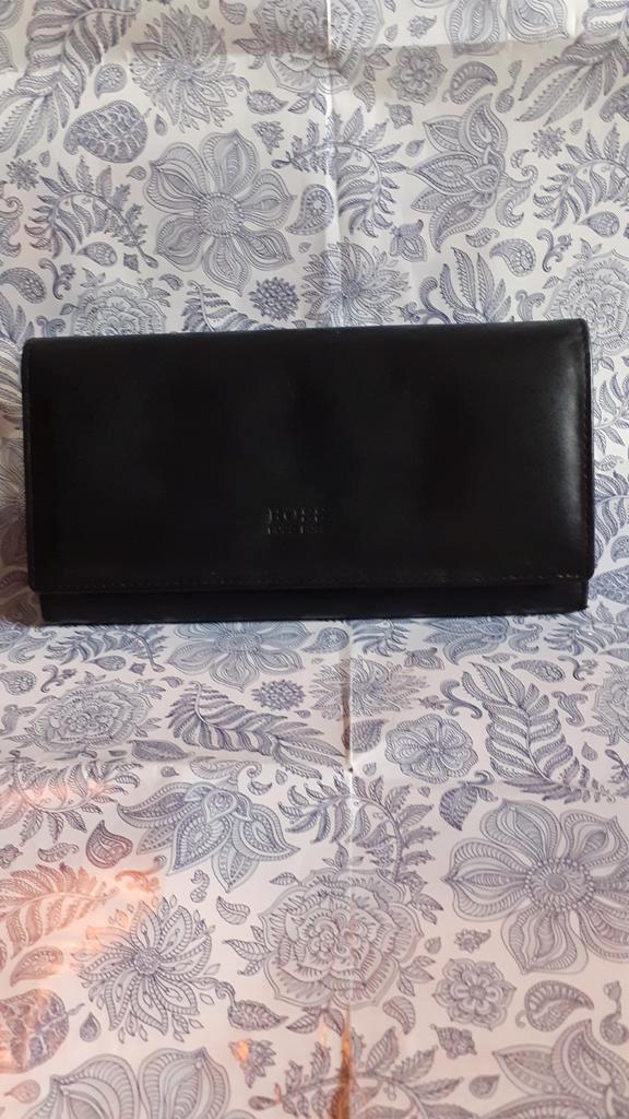 grand porte feuille monnaie carte pour femme hugo boss, Handtassen en Accessoires, Portemonnees, Zo goed als nieuw, Overige merken