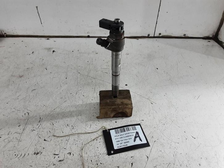 INJECTOR BRANDSTOF Golf Sportsvan (AUVS) (04L130277AD), Auto-onderdelen, Brandstofsystemen, Volkswagen, Gebruikt