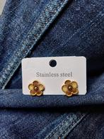 Nieuwe gouden oorbellen met bloemen van Acero, Ophalen, Nieuw