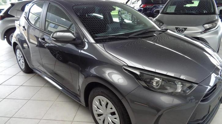Toyota Yaris DYNAMIC HYBRIDE + GPS (bj 2023, automaat), Auto's, Toyota, Te koop, Yaris, ABS, Achteruitrijcamera, Adaptive Cruise Control