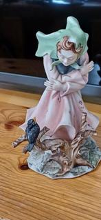 Décoration en porcelaine "femme en automne", Capodimonte, Ophalen of Verzenden