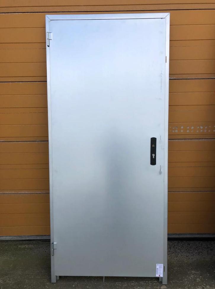 industriedeur / metalen deur geïsoleerd, Doe-het-zelf en Bouw, Deuren en Vliegenramen, Nieuw, Buitendeur, 200 tot 215 cm, 80 tot 100 cm