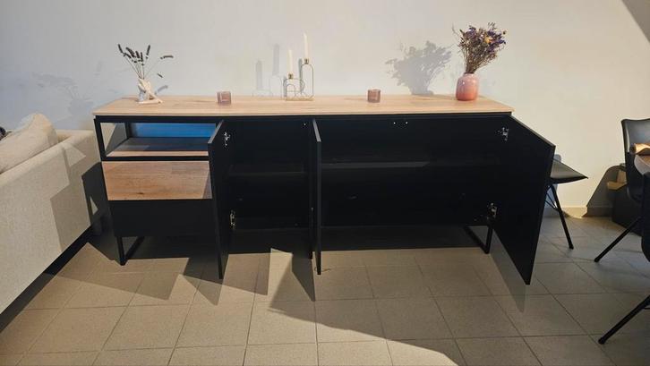 Mobilier de salle à manger moderne, Maison & Meubles, Tables | Tables à manger, Utilisé, 150 à 200 cm, 200 cm ou plus, Quatre personnes