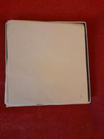 Petit cendrier de table, Enlèvement