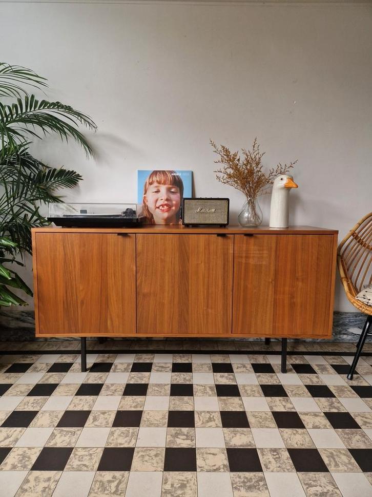 Dressoir ¦ platenspeler meubel ¦ kast ¦ buffetkast retro, Huis en Inrichting, Kasten | Buffetkasten, Zo goed als nieuw, Ophalen