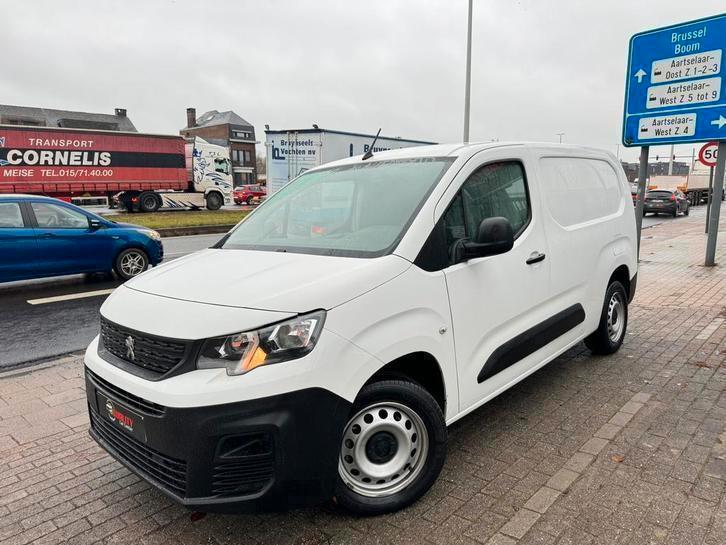 Peugeot Partner Verlengd 2019 022000km 1.2benzine 1ste eig, Auto's, Bestelwagens en Lichte vracht, Bedrijf, Te koop, ABS, Bluetooth
