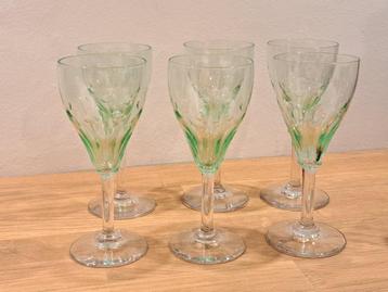 Verre apéritif beschikbaar voor biedingen