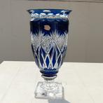Rare vase du Val Saint Lambert . Signé et numéroté 46/100, Ophalen