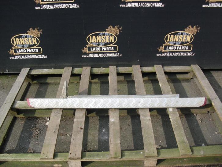 Defender Puma 90" sill met traanplaat RTC6205/RTC6206, Auto-onderdelen, Carrosserie