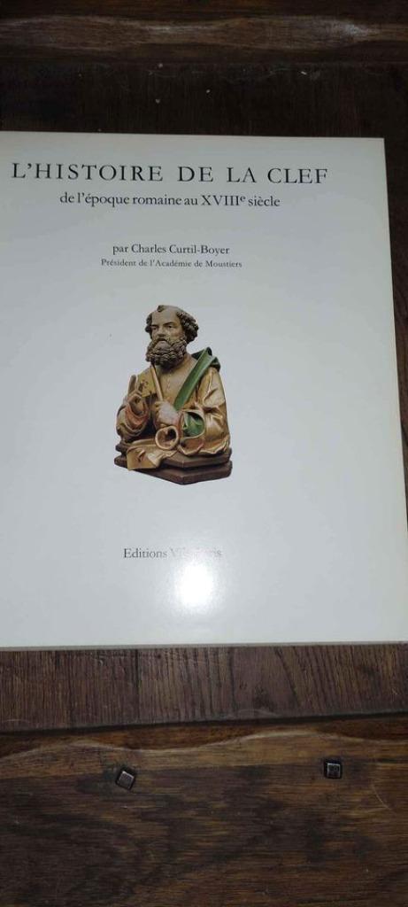 L'Histoire de la clef de l'époque romaine au XVIII siècle, Boeken, Overige Boeken, Ophalen of Verzenden